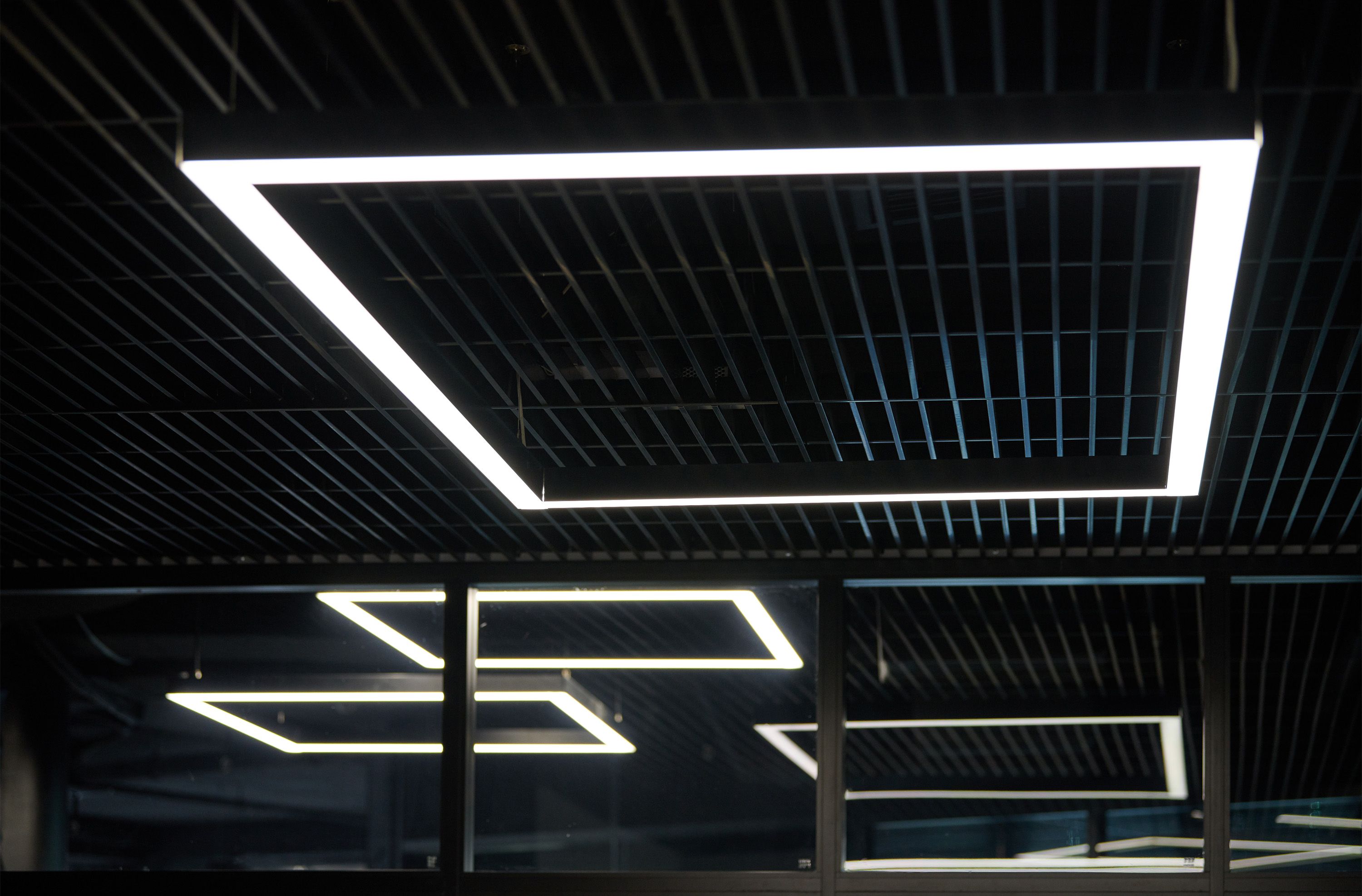 Toolight, LED stropné svietidlo 60x60x5 cm 36W 4000K APP1284-C, čierna, OSW-00942