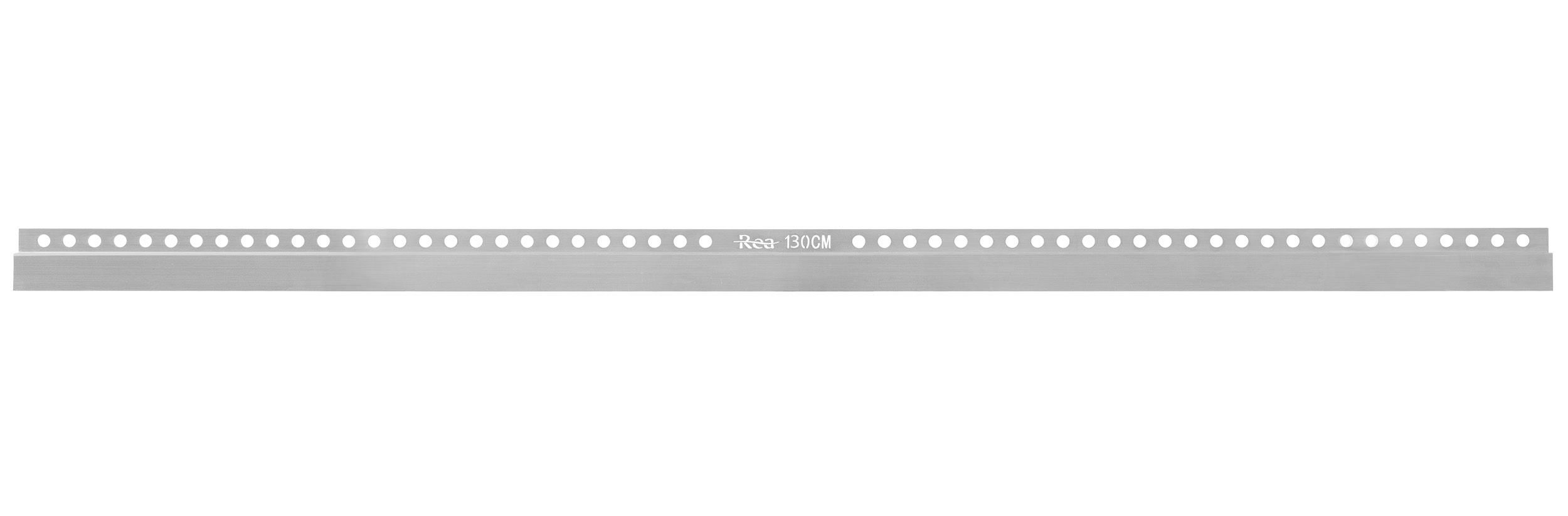 Rea, soklová predná lišta 130cm, oceľová, REA-K4300