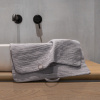 mušelínový ručník šedý 1