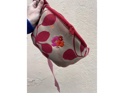 Ledvinka PUGET/výšivka