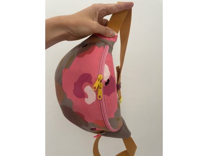 Ledvinka PUGET/výšivka