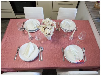 Tablecloth Odaska garlands pink