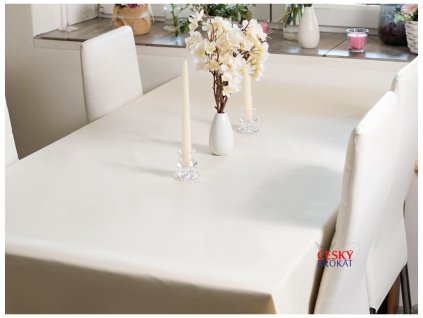 Odaska tablecloth smooth cream