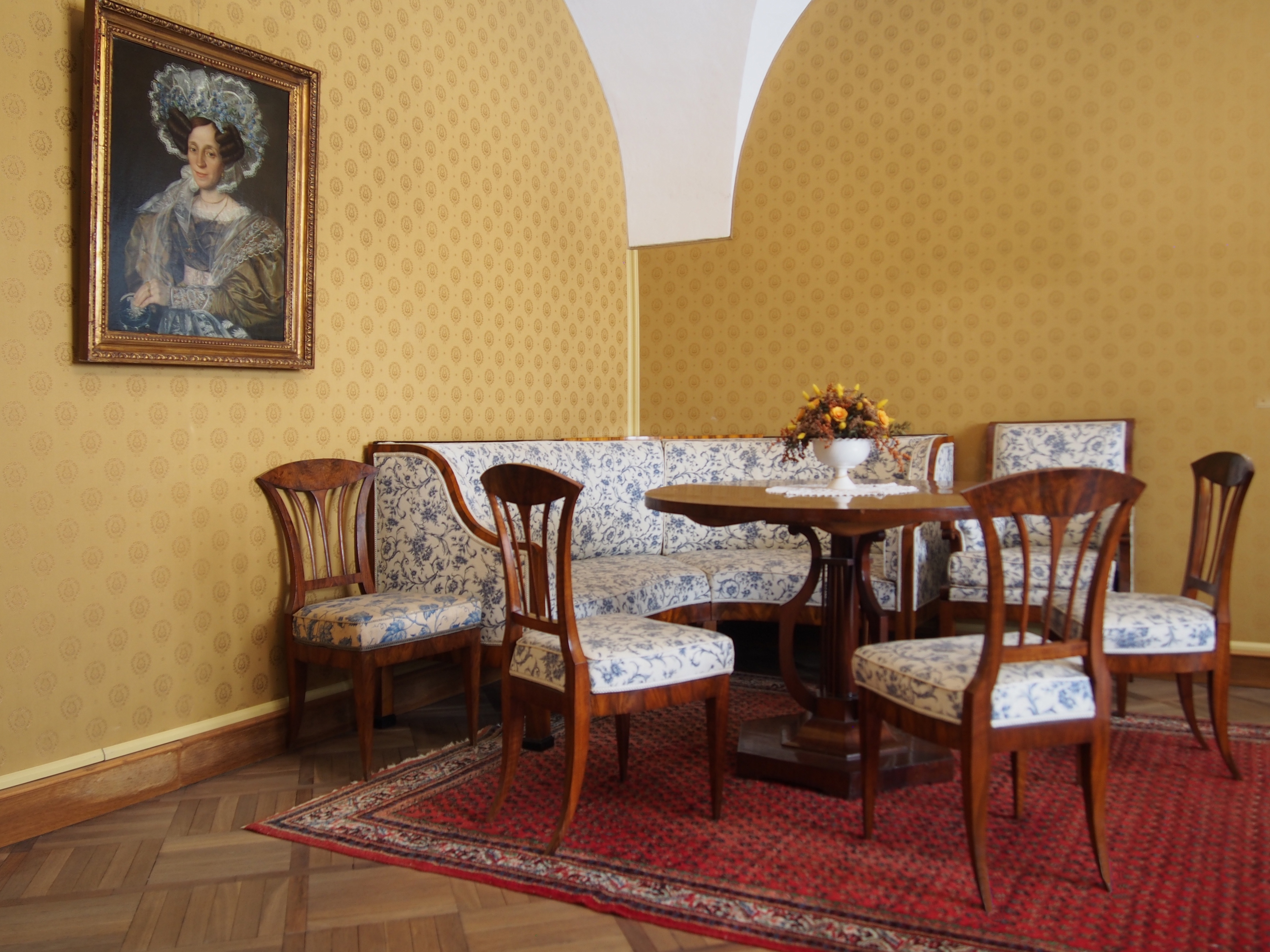 Brokáty tapety a čalounění