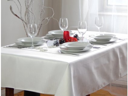 27600932 ubrus carky bordura bila vanoce