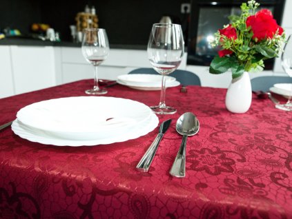Tablecloth Odaska LACE burgundy