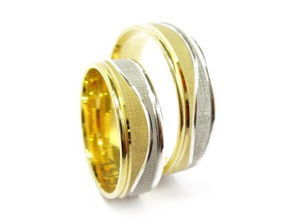 3296 2 zlate snubni prsteny