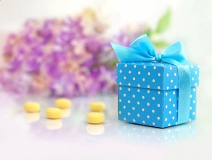 Cutiuţă cu buline albastră cu fundiţă 10 buc