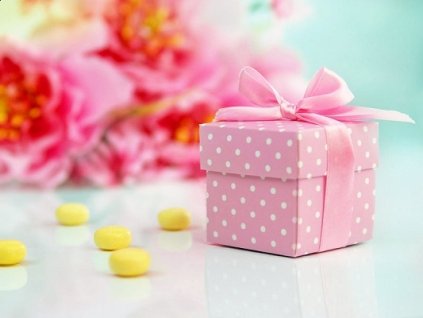 Cutiuţă roz cu buline şi fundiţă 10 buc