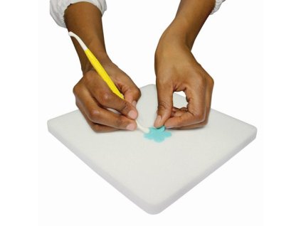 Modelovacia hubka biela