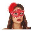 Červená škraboška s červeným pierkom