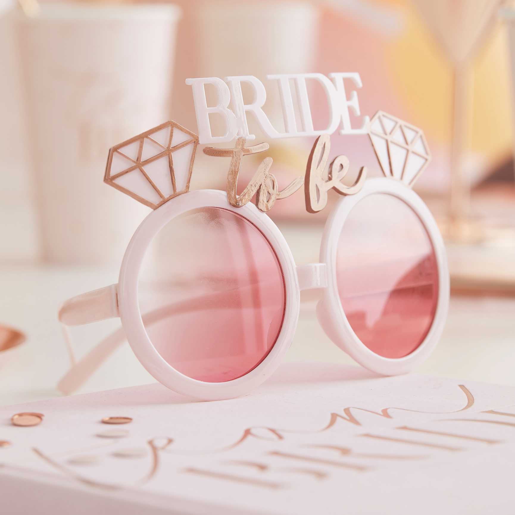 E-shop Ginger Ray Bride to be okuliare - ružové