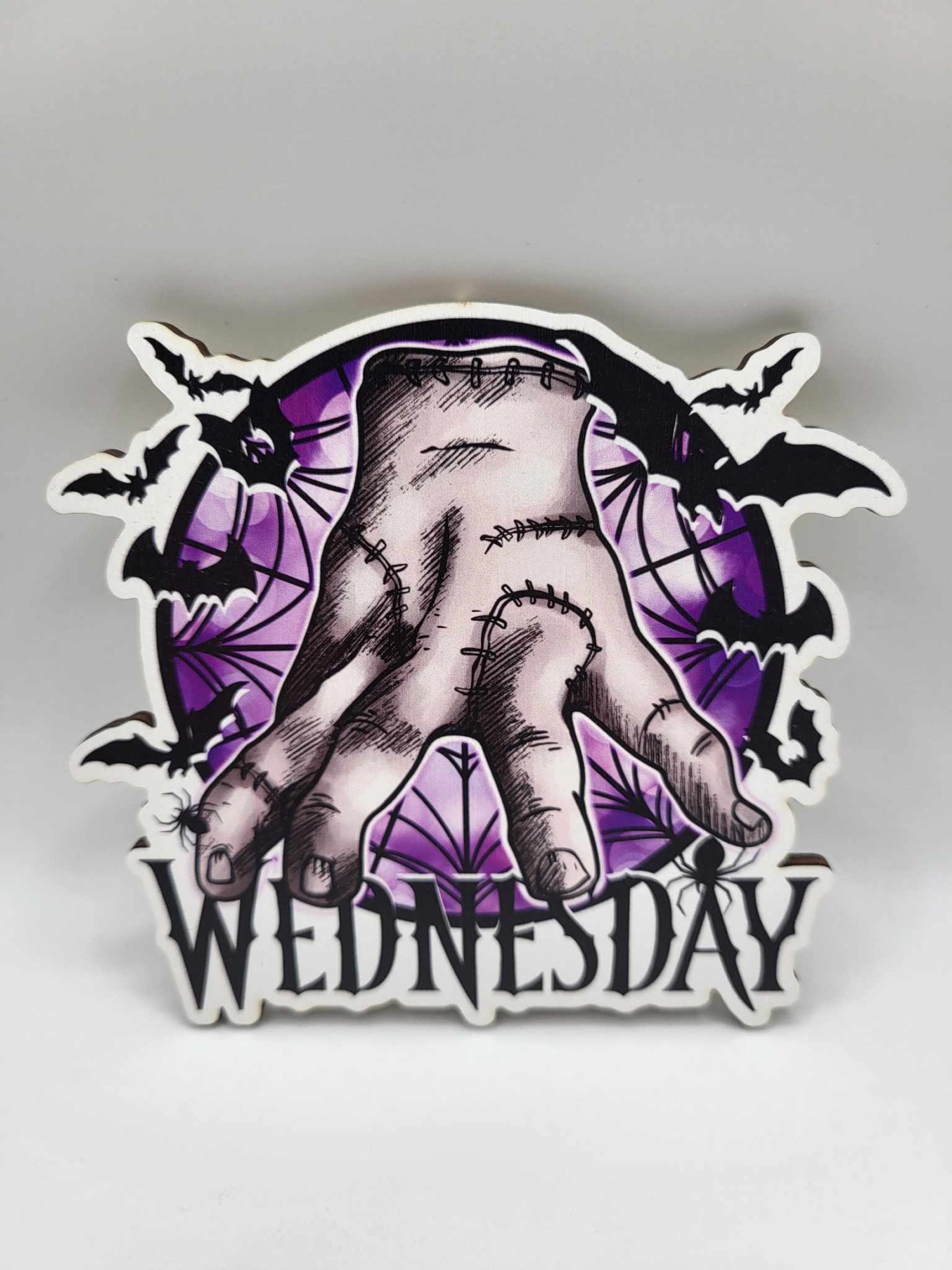 Loranc Magnetka na tortu - Wednesday ruka 2