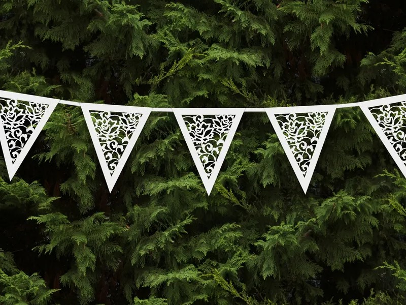 E-shop PartyDeco Papierová girlanda - Biela 300 cm