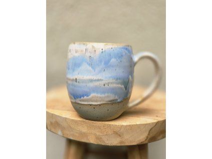 33. hrnek pastel modrý