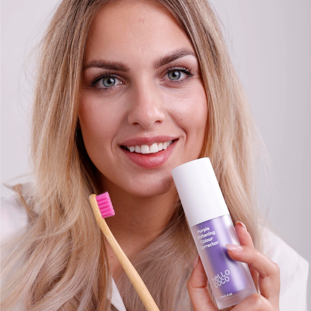 Funkcija barvnega korektorja hello coco za beljenje zob z uporabo vijolične barve: Podroben pogled