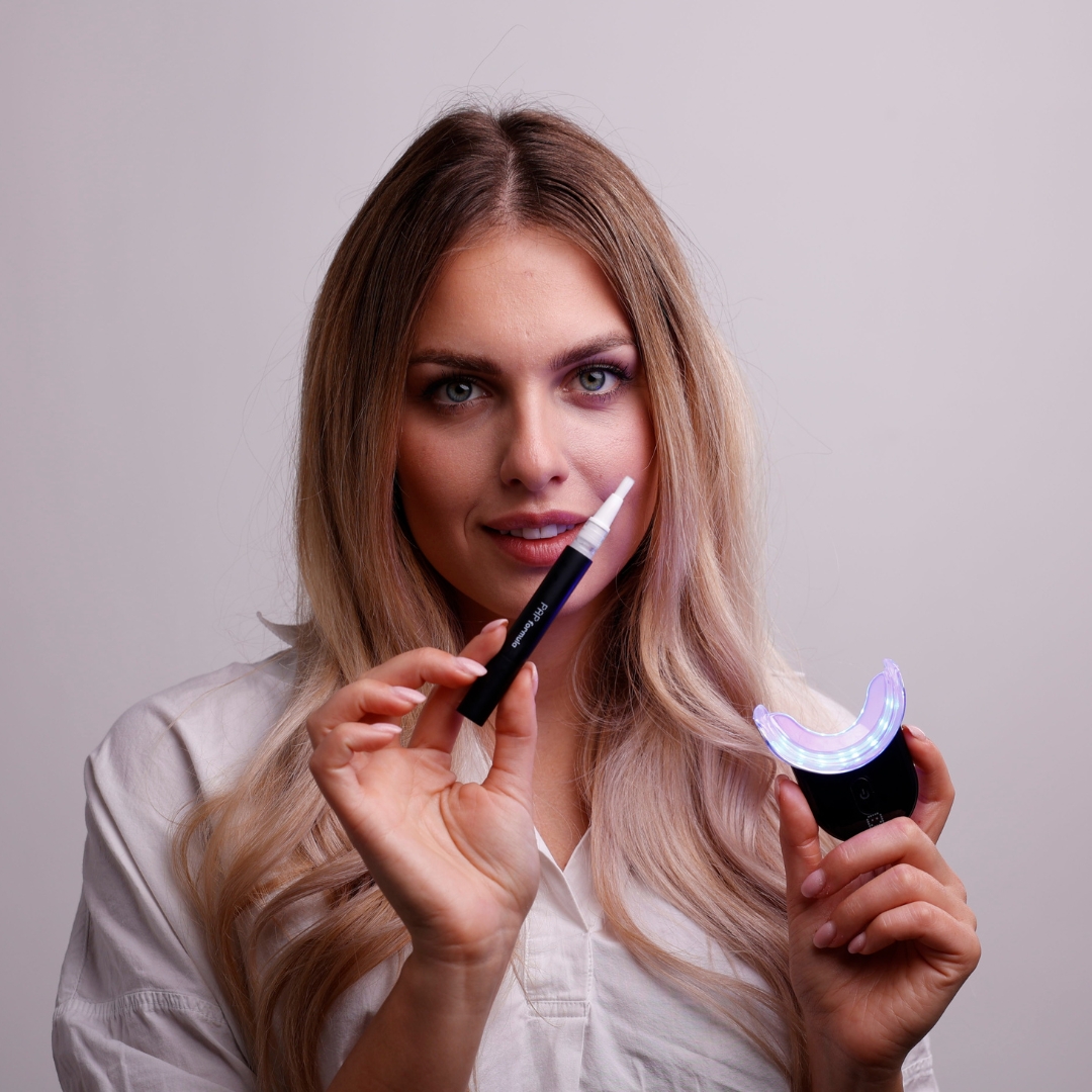 Beljenje zob s pomočjo LED lučke hello coco in uporabe gela s PAP tehnologijo: Revolucionarna metoda za sijoč nasmeh