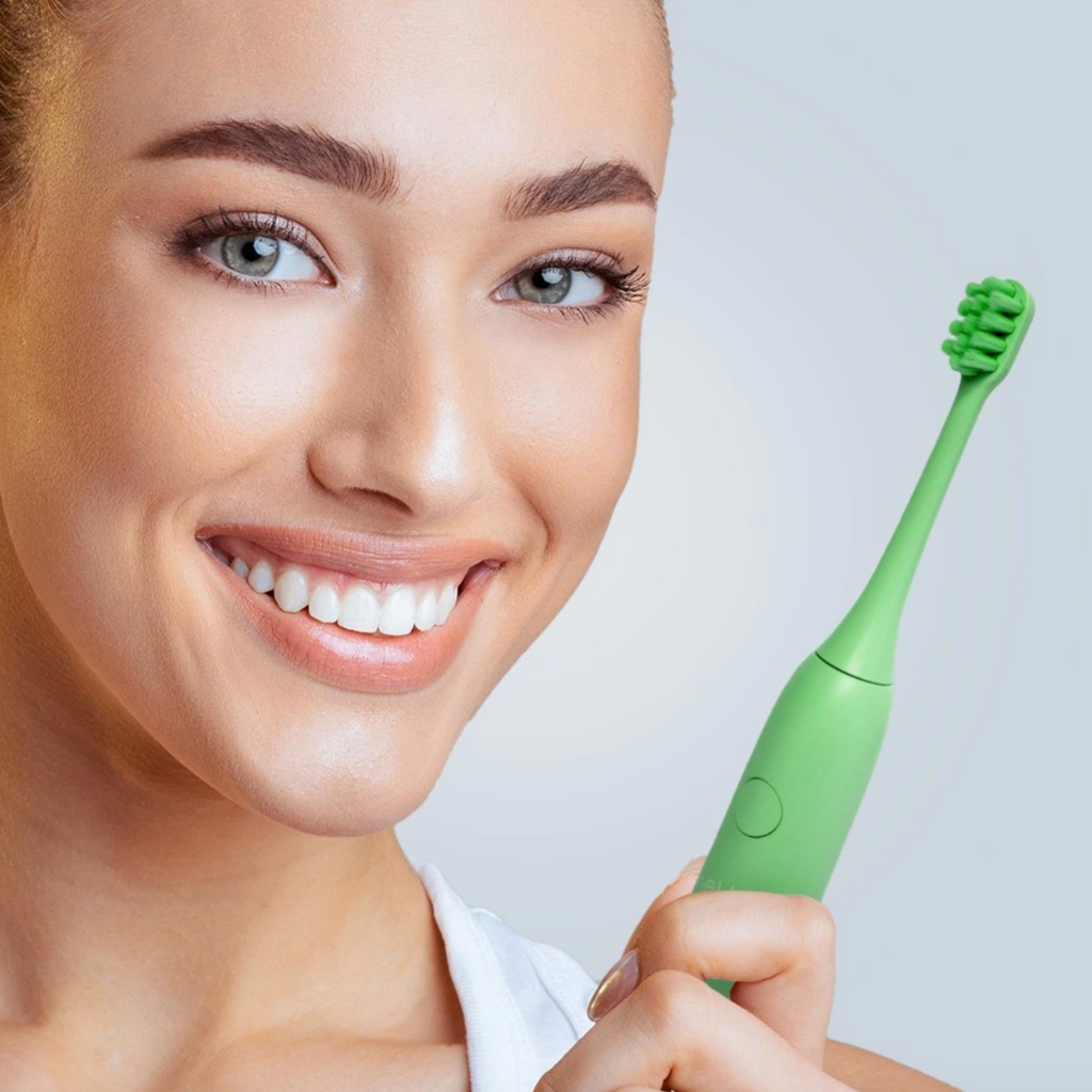 Sú elektrické zubné kefky lepšie? 5 mýtov a pravda, ktorú potrebujete vedieť