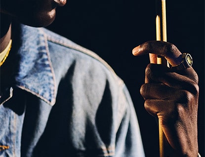 Casio CRW-001G-9: Prsten, který ukrývá skutečné digitální hodinky