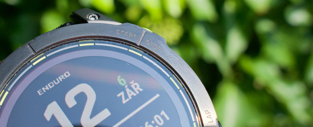 Garmin-Enduro-2-detail-2