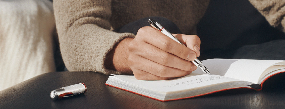 Montblanc-Great-Characters-Enzo-Ferrari-Edition--Lifestyle-(4)