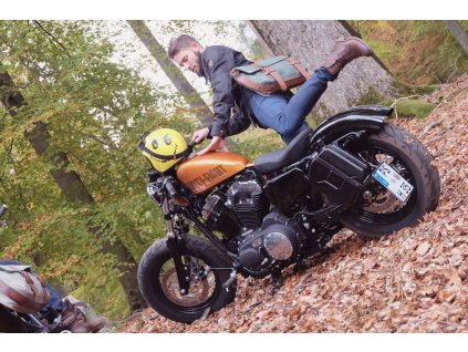 Kanystr 4ltr. včetně držáku výřezu vlevo černý pro Yamaha XV 950/R (2013-2020)