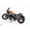 Kožený držák brašen s výřezem černý pro Harley-Davidson Sportster 883 Roadster/Iron 883/Super Low/1200 Custom/Forty-Eight/Seventy-Two/ 883 Custom