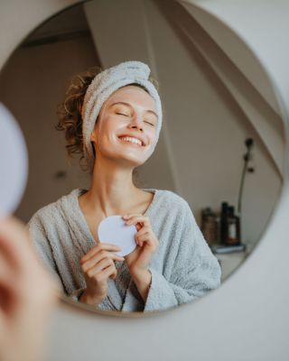 ✨ Az én januári reggeli rutinom ✨ Egyelőre sikerül betartanom az újévi fogadalmakat – több mozgás, több énidő és tudatos...