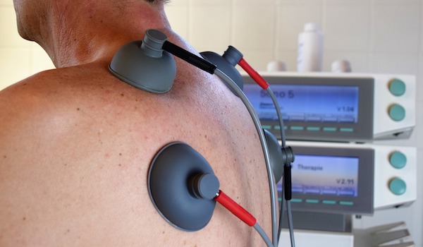 Pomôž si s fyzioterapeutom Filipom: Najčastejšie problémy s bolesťou krčnej chrbtice a spôsoby ako ich riešiť