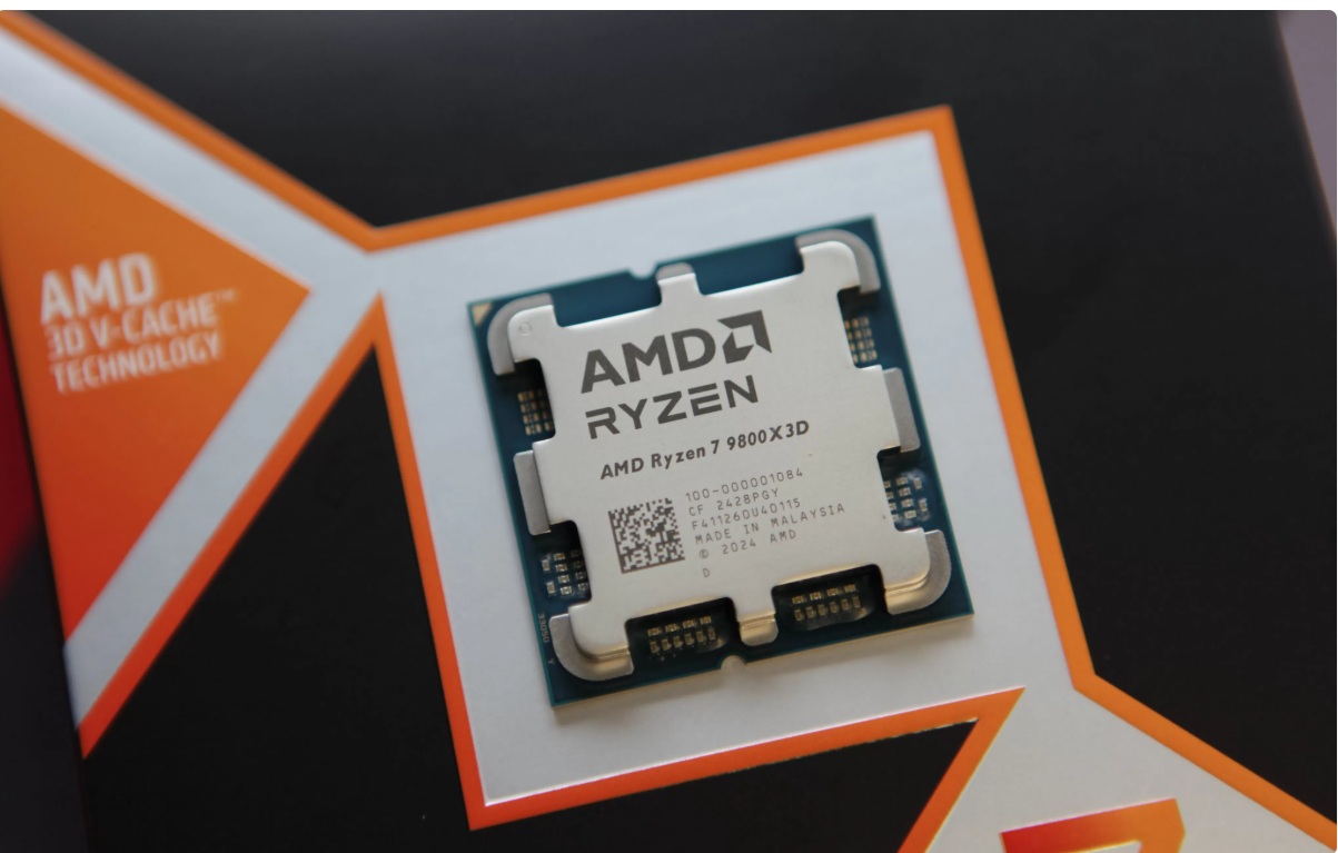 AMD Ryzen 7 9800X3D – Najlepší herný procesor s technológiou X3D.