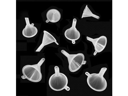 Green Stuff World Plastic funnels
