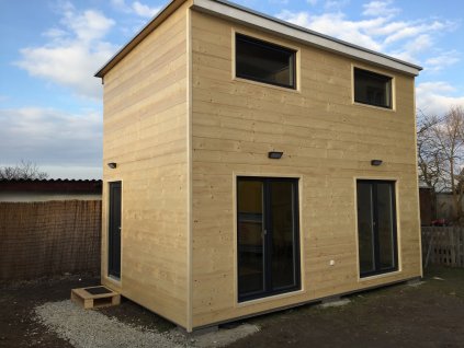 6D559406 0645 4553 BE97 D8B8B5FBB03F