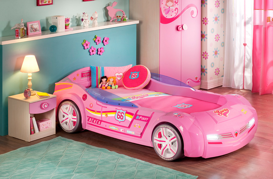 Růžový dětský pokojíček