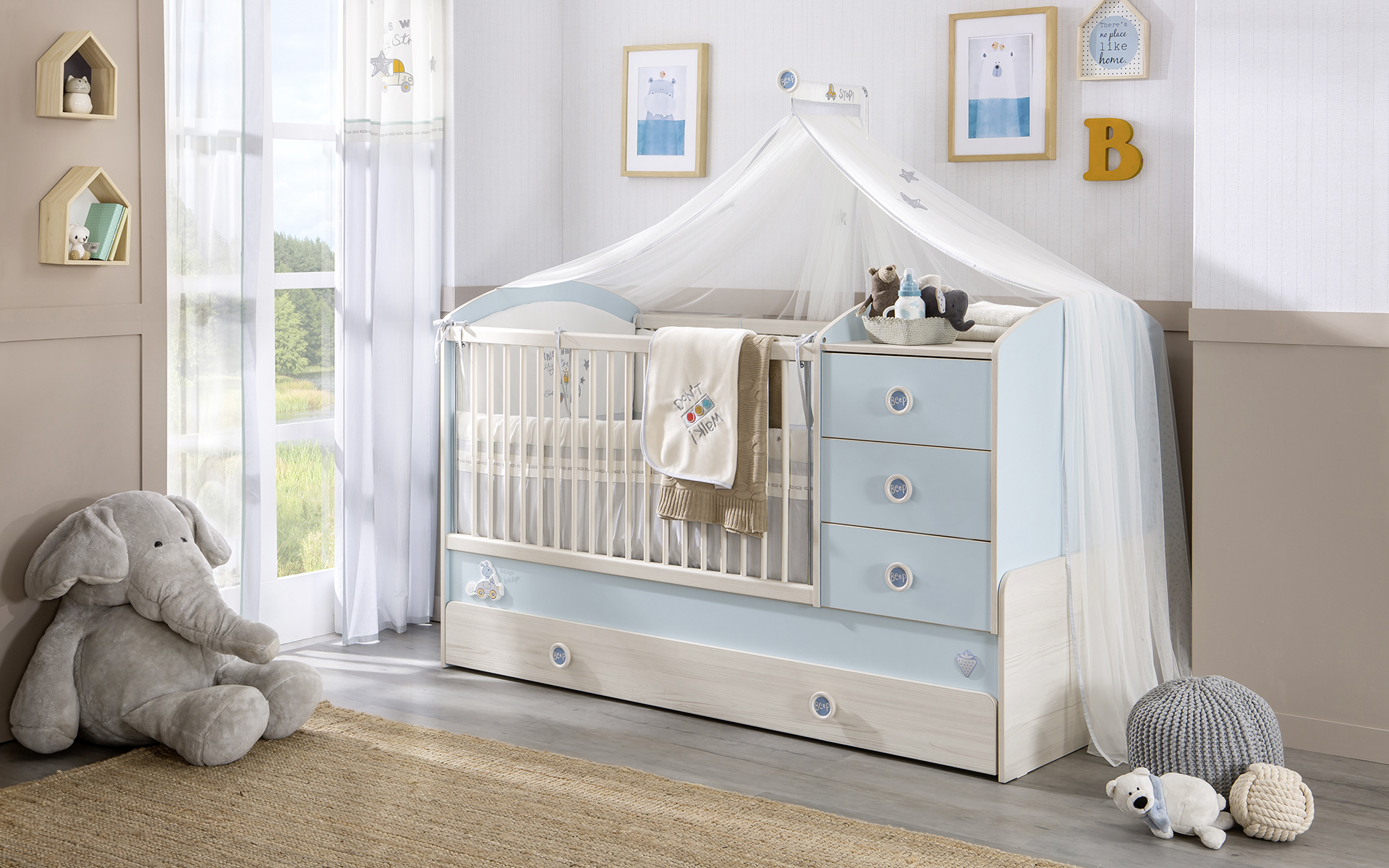 Rostoucí postýlky pro miminka