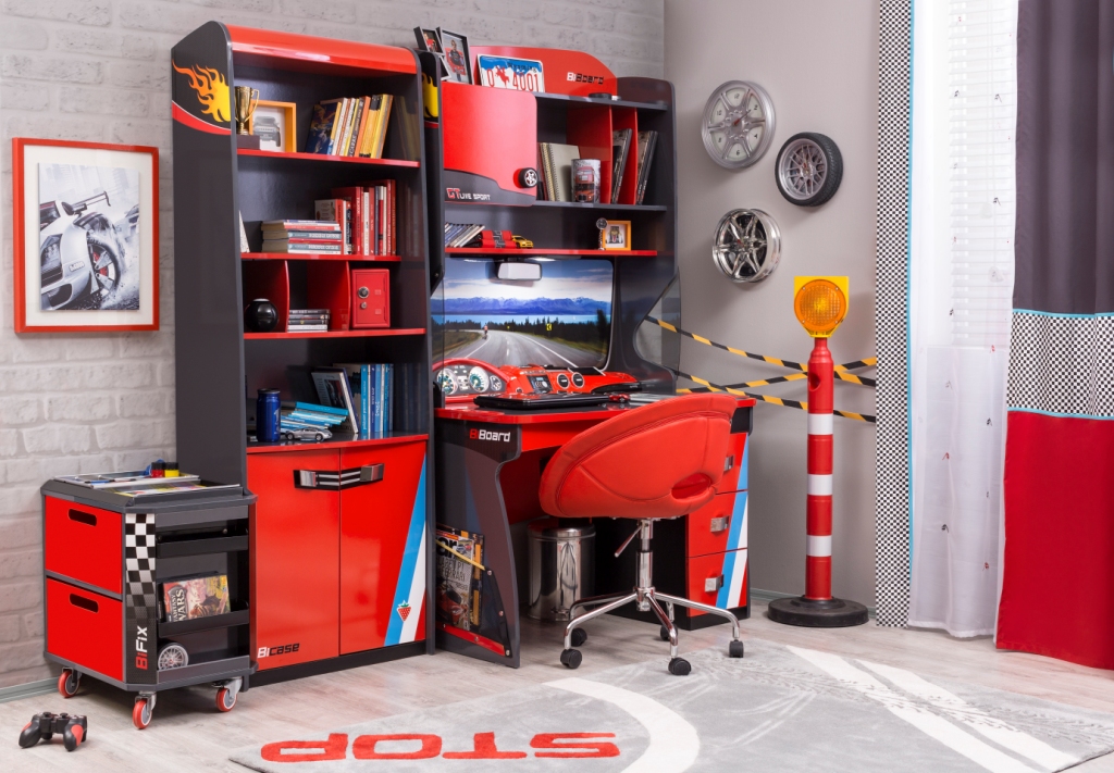 Výběr psacího stolu