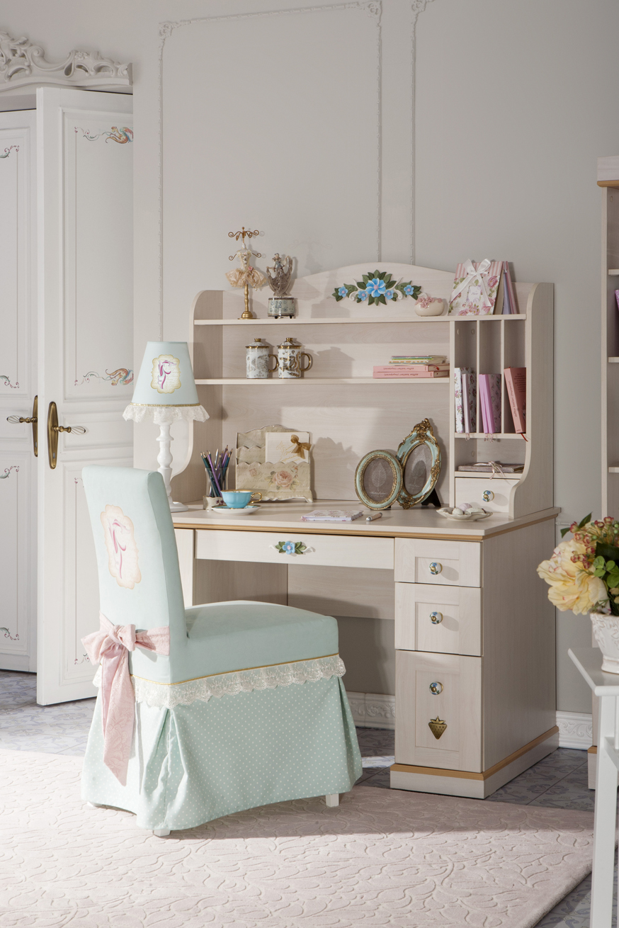 Písacie stoly pre školákov