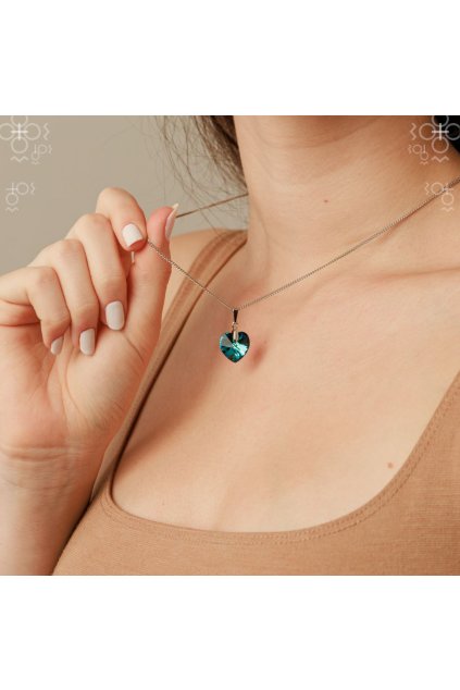 Náhrdelníky Swarovski srdce baculaté Bermuda Blue