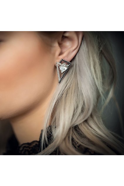4886 nausnice tilted spike crystal swarovski
