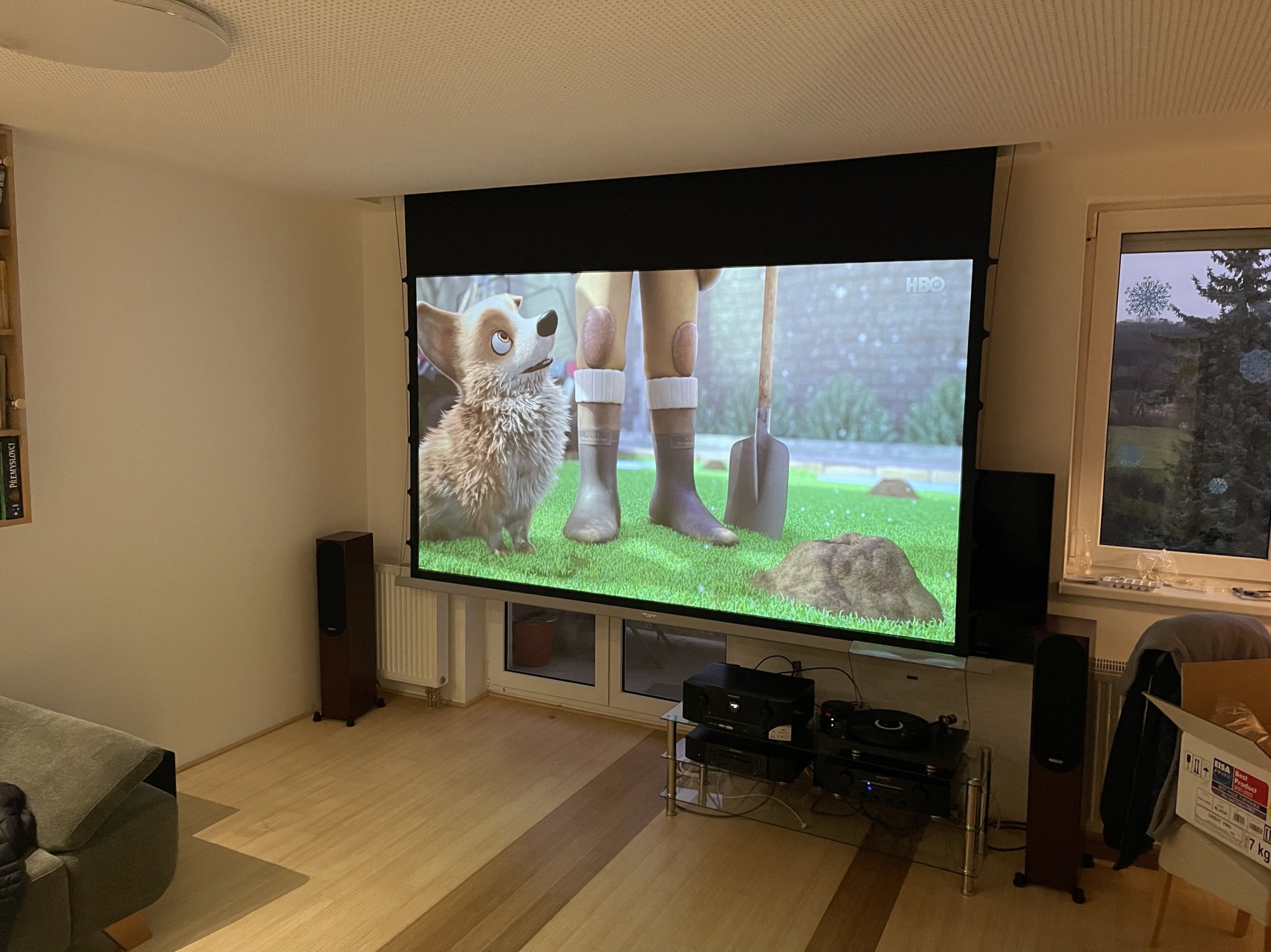 Domácí kino a v nově zrekonstruovaném bytě