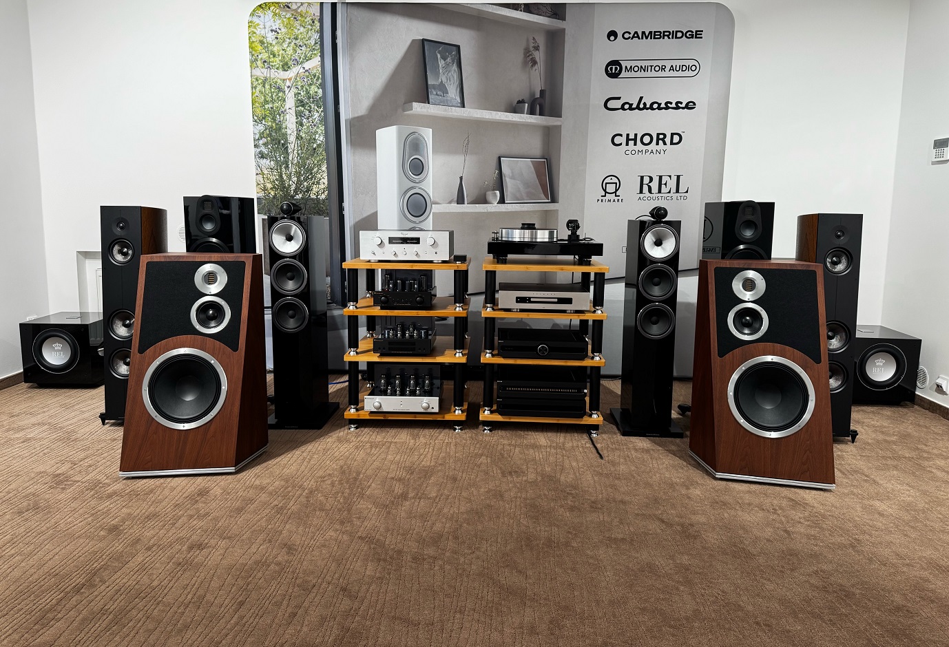 Zažijte hudbu, kterou ucítíte. Nyní i v Praze.