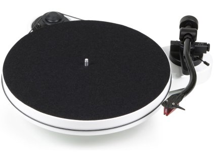 pro ject rpm 1 carbon white 2m red