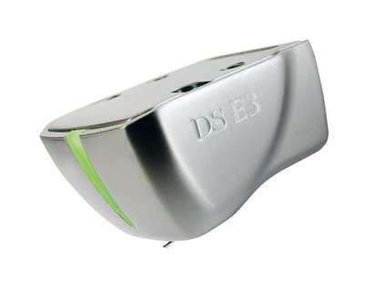 DS Audio DS E3 Flying Shot IMG 0010 cmyk sml