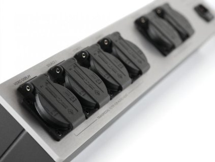 ISOL8 PowerLine Chroma 6/síťový filtr