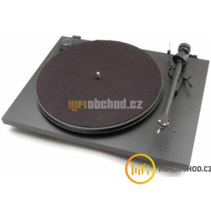 Pro-Ject Essential II USB + OM5E (Barva Červená)
