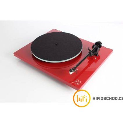 Rega Planar 2 (Barva Červená)