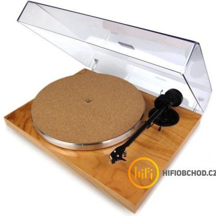 pro ject 1 xpression carbon classic (2)