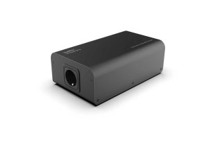 IsoTek V5 Syncro Uni 16 Bk 3Q Right 1300x630