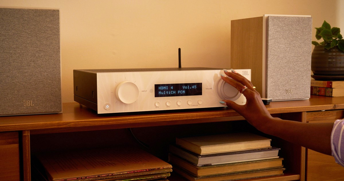 jbl-stage-240b-web