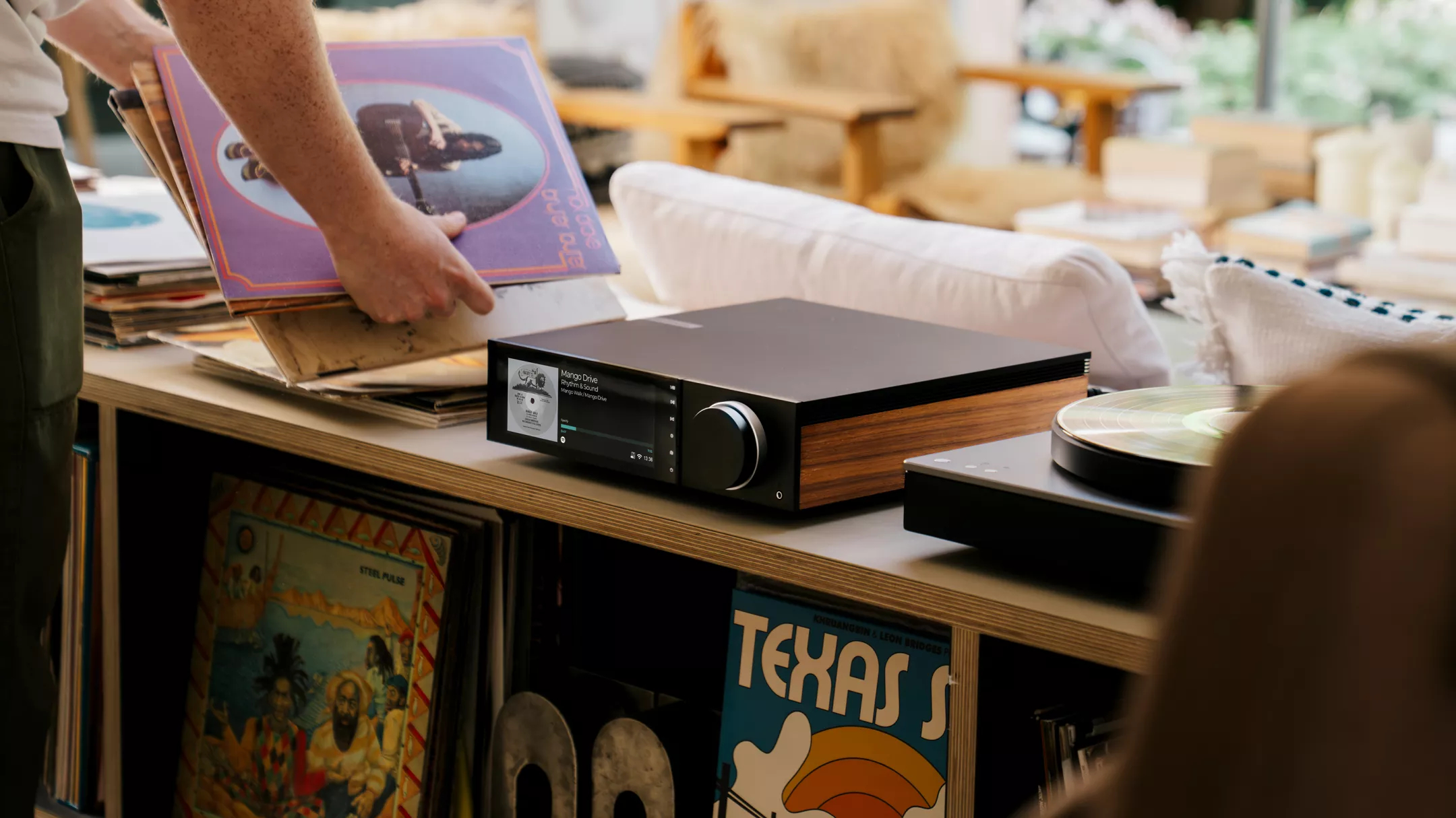 Cambridge_Audio_150SE_web_p