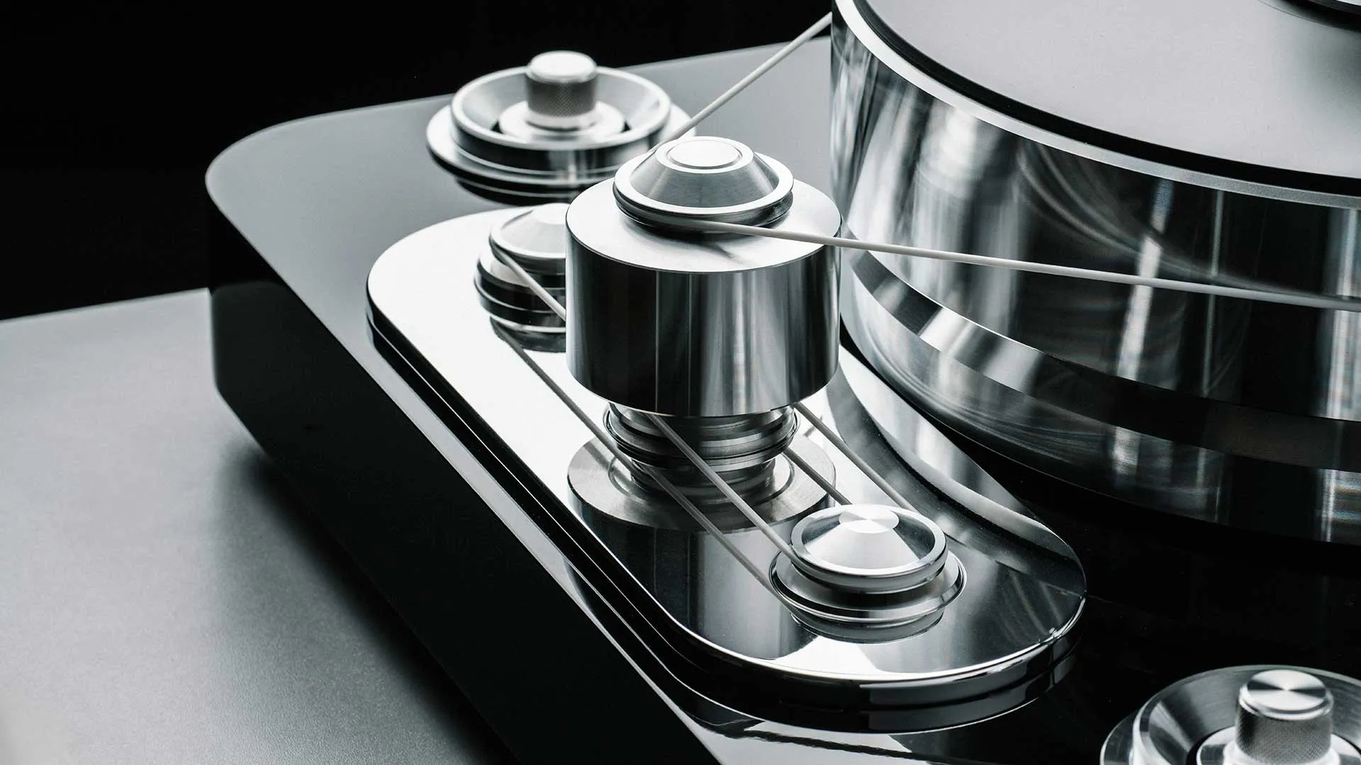 Pro-Ject_Signature-12.2_mot